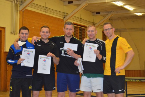 Sieger des Tischtennisturniers wie prophezeit!