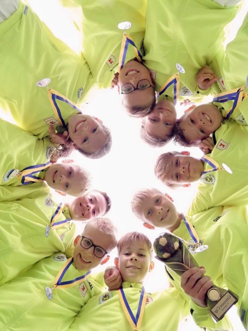 Samstagserfolge für Schwarz-Gelb: Meldungen aus dem Junioren- und Männerbereich