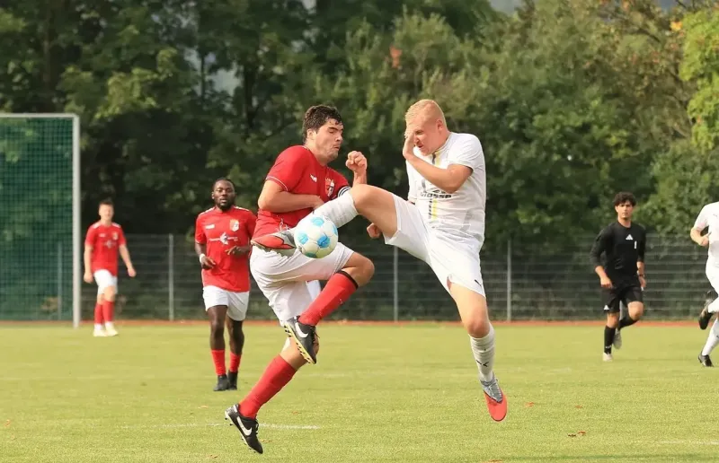 Beinahe makellos: FSV Schleiz II siegt zum Saisonauftakt klar in Lobeda