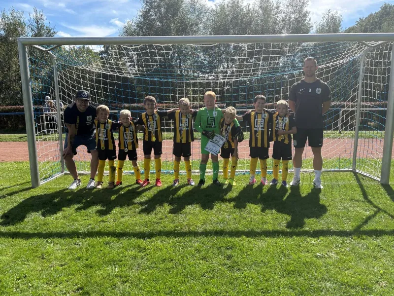 F-Junioren belegen Platz 2 beim Wiesenfest-Cup in Hirschberg