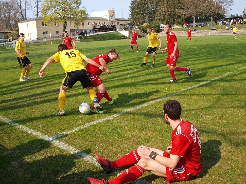 Ein Spiel - zwei Meinungen: (Bericht: FC Motor Zeulenroda)