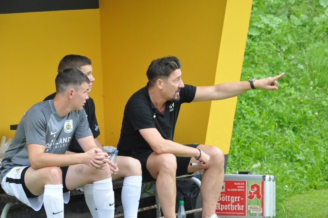 Coach des FSV Schleiz trotz Sieg über Aufstiegsanwärter FC Saalfeld angefressen