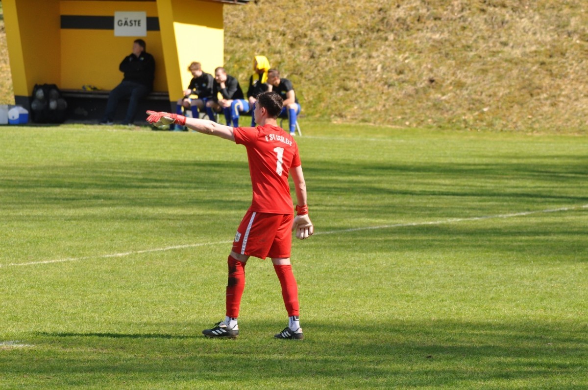 Zittern nach deutlicher Führung: FSV beweist Heimstärke auch gegen Ehrenhain
