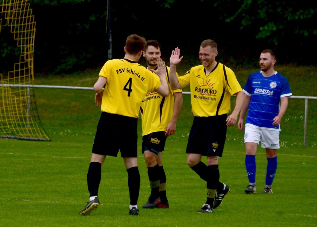 Mit Doppelsieg auf die Zielgerade: Zweite triumphiert am Pfingstwochenende