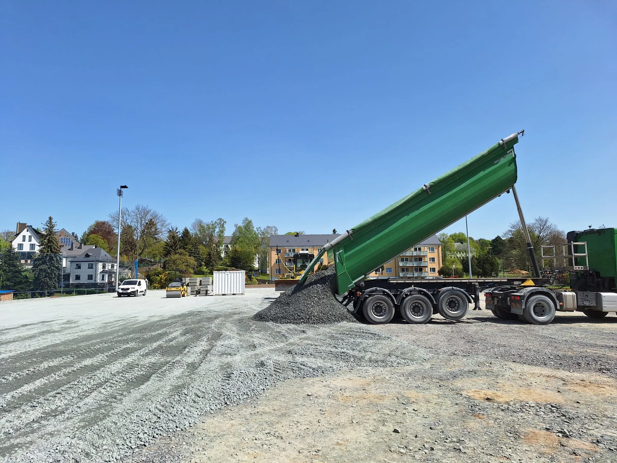 Arbeitseinsatz Kunstrasenplatz am 15.05.2024