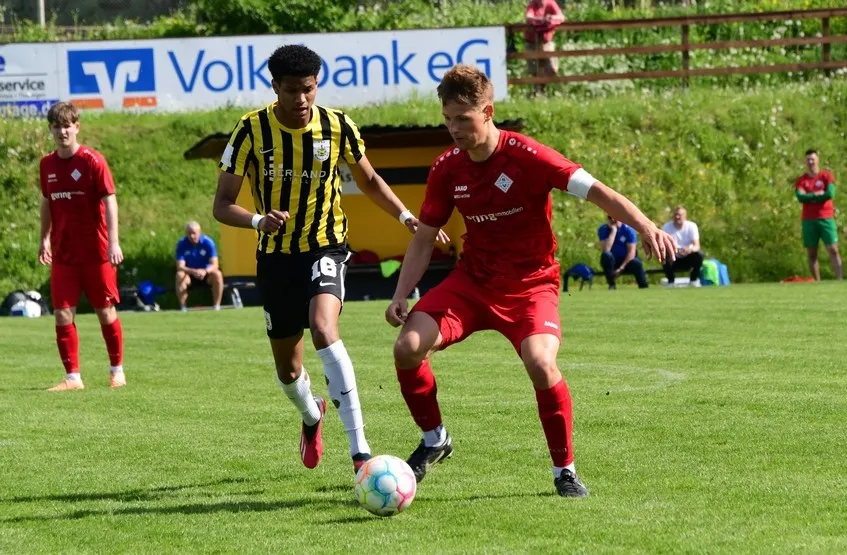 Sprachlos: Mannschaftlich geschlossener FSV Schleiz siegt über SCHOTT Jena