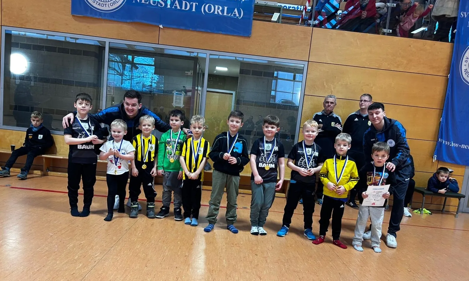 Schleizer Bambini begannen Hallensaison in Neustadt