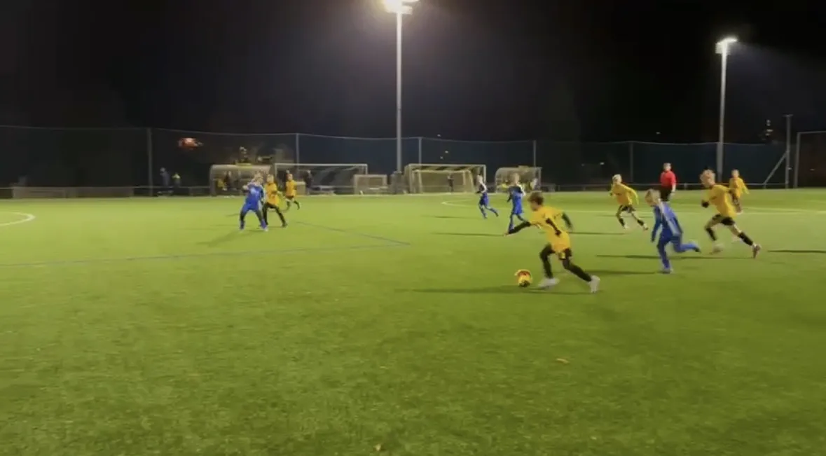 Derbytime im letzten Spiel des Jahres 2025 für unsere E-Junioren