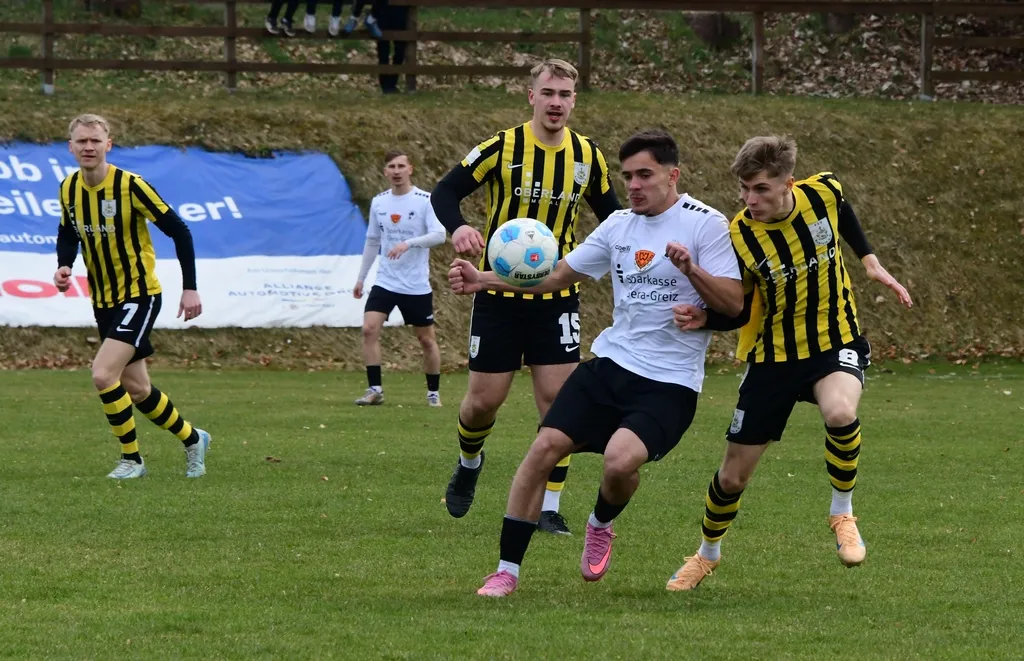 Vier Tore & drei weitere Highlights: Schleiz schlägt Wismut Gera hochverdient