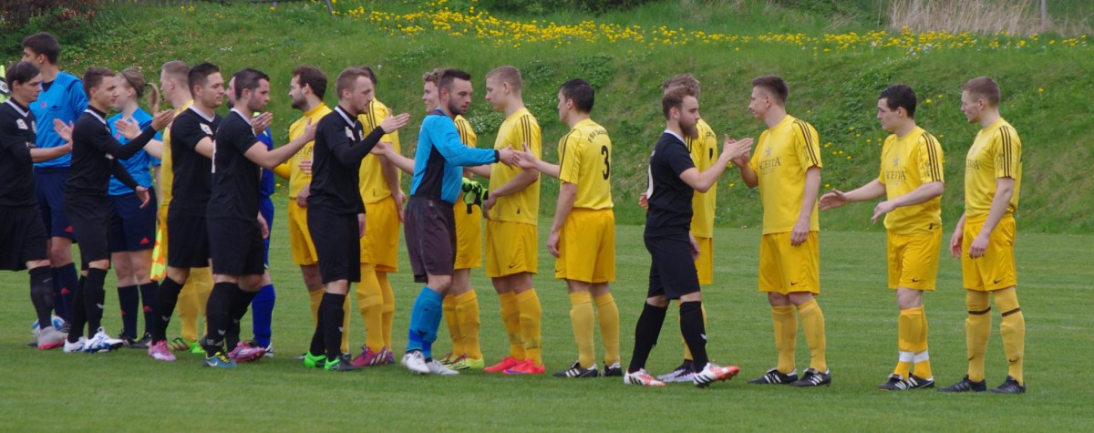 Ein Spiel - zwei Meinungen!!! (Bericht FC Saalfeld)