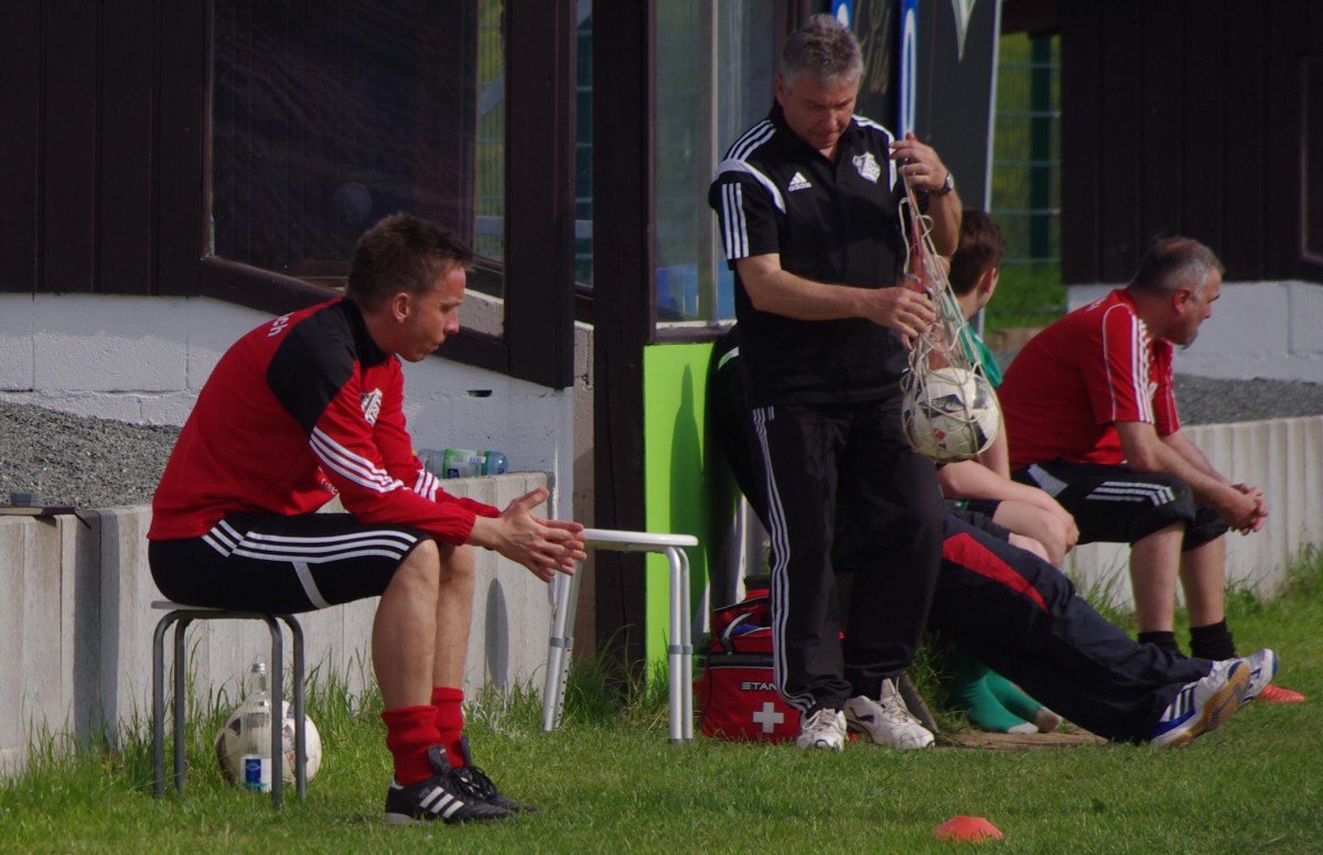 Fotos sind online: SV Moßbach - FSV Schleiz II
