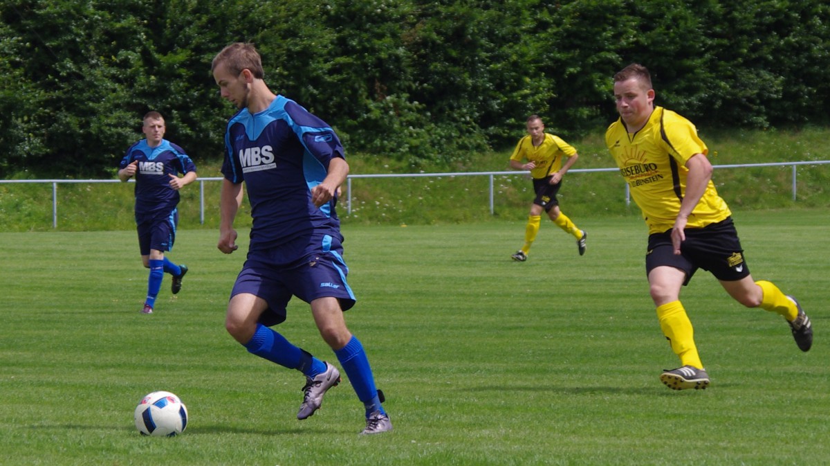 Fotos sind online: FSV Schleiz II - Empor Mörsdorf