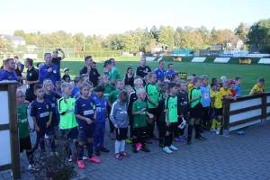 Kinderfestival der F-Junioren begeistert am Fasanengarten