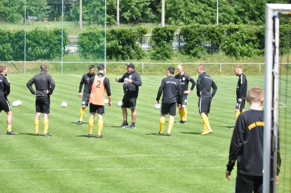 Thüringenliga: Schleiz – Heiligenst. (L. Broßmann)