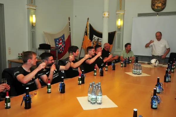 Bürgermeister empfängt FSV Schleiz im Rathaus