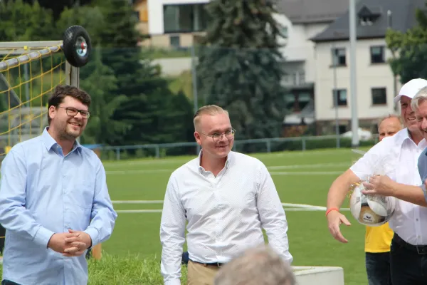 Kunstrasen-Einweihung am Fasanengarten