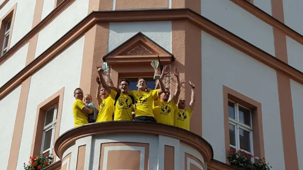 Aufstiegsfeier FSV Schleiz Erste 2015/16