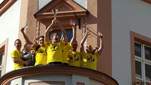 Aufstiegsfeier FSV Schleiz Erste 2015/16