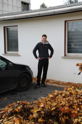 Arbeitseinsatz 'Herbstlaub' I